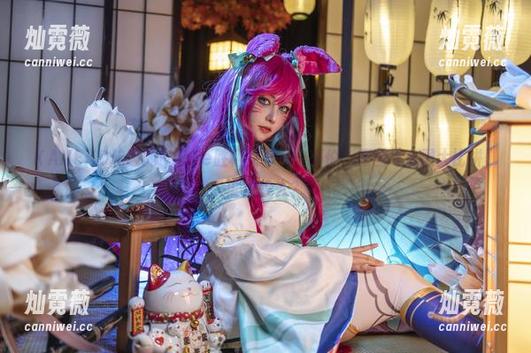 KANEKO咔喵的Nikke胜利女神——海伦，原图与套图大比拼，谁更撩人？
