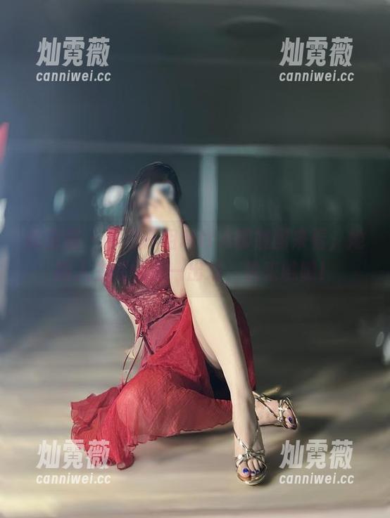 MIYA 微密圈 - 从这一组MIYA御姐图来看,她的人生就像是一出戏,快来瞧瞧!