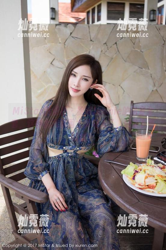 MiStar魅妍社-鲍妮boonie MiStar魅妍社 - 鲍妮boonie的浴室全套,这种水汽氛围太能勾人了,快来下载试试!