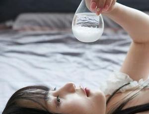 MiiTao蜜桃社 - 美图里的E杯奶茶私拍丝袜，这组合让我突然想喝上一杯！