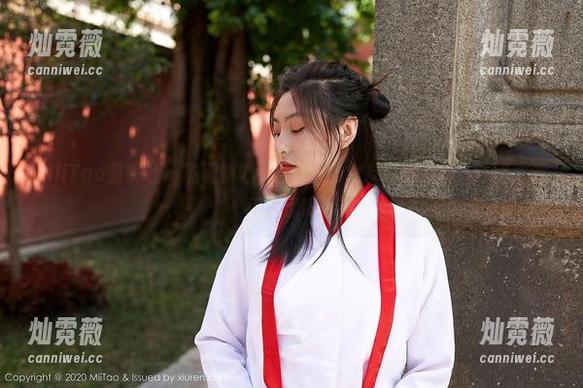 MiiTao蜜桃社 - 韵莉娜VANILLA的女友写真图册，性格太吸引人了吧？