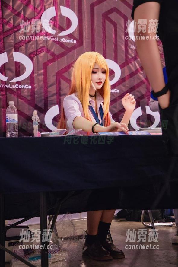 MissWarmJ的棉袜写真集，看看她如何用它暖化四季