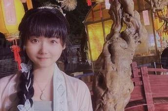 Sayako＿今年4岁私拍合集，总是在短裤处徘徊，寻找那一丝丝闲适的气息。