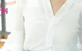 UGirls尤果网 - 高清作品“李思宁美脚”，脚架子稳得很，走路都可能成现场直播了。