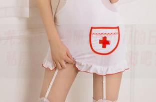 UGirls尤果网 - 禅叽zankii的日常美图，私房也是一种态度，对吧？