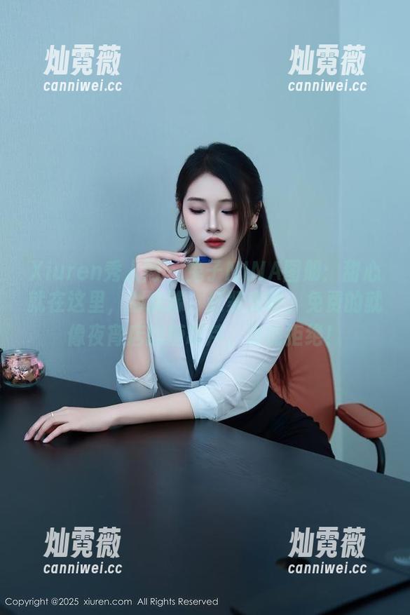 Xiuren秀人网 - 兔子NINA图册：甜心就在这里，别犹豫，赶紧来吧，免费的就像夜宵店的糖葫芦，谁能拒绝！