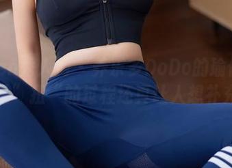 Xiuren秀人网 - 养乐多DoDo的瑜伽合集：看她”扭“的过程还真让人想补充点啥