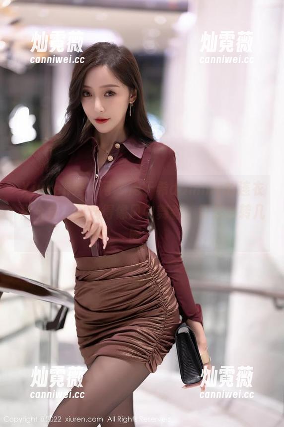 Xiuren秀人网 - 周于希dummy的连衣裙合集，飘逸得像风中舞者，好想也转几圈。