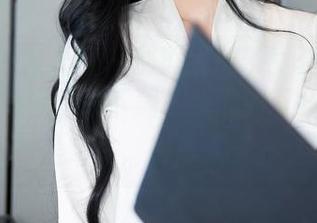 Xiuren秀人网 - 别再犹豫了！夏雪爱的全套花嫁等你来下载…我说的下载，真的是文件，别想太多。