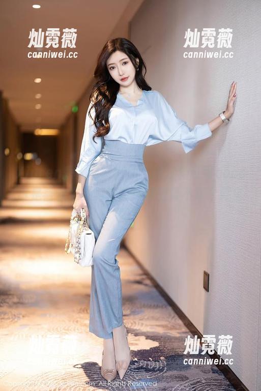 Xiuren秀人网 - 制服，这位杨可可coco真是喜欢穿，其实图库精选算不算个藏宝图？