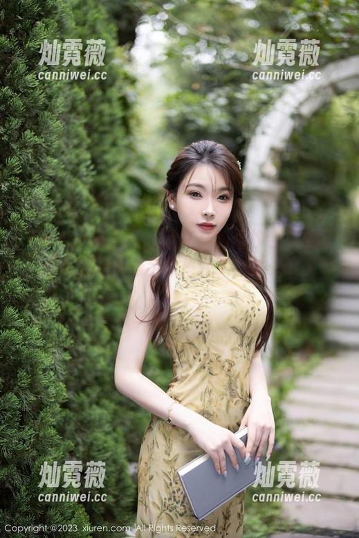 Xiuren秀人网 - 林文文的婚纱合集更新，后花园的瞬间全队集合了，太养眼了吧！