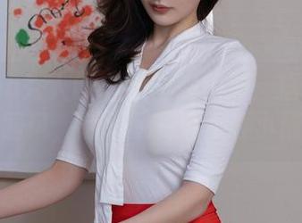 Xiuren秀人网 - 学生装图册：糯美子骑着校园风，活脱脱一个青春小精灵！