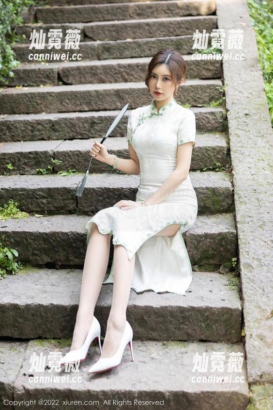 Xiuren秀人网-糯美子mini Xiuren秀人网 - 糯美子mini的萝莉少女写真,我不想承认我爱了。
