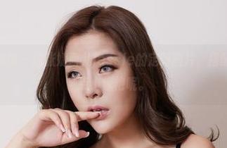 YouWu尤物馆 - 这张婕西儿jessie的定制图片，搭配长腿，真有点小惊艳呢。