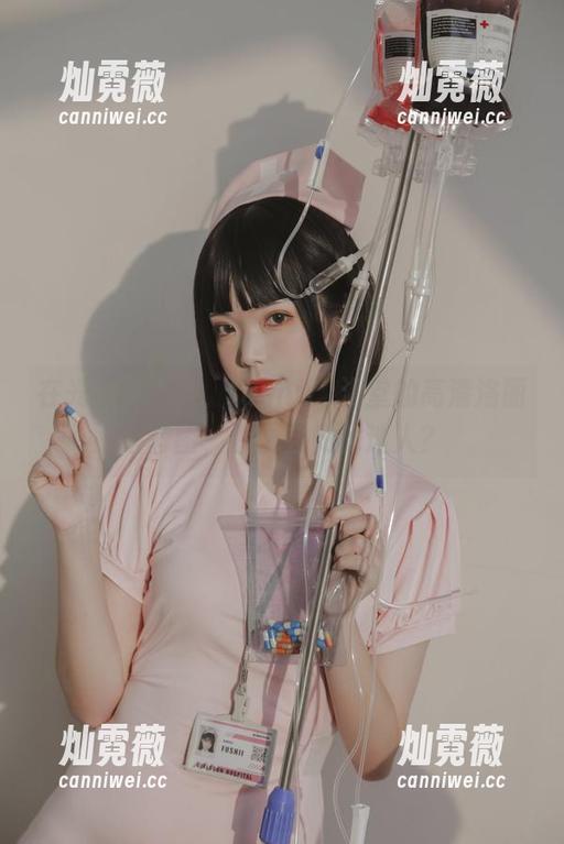 在光影中徘徊，fushii_海堂的高清洛丽塔套图，怎么会如此迷人？