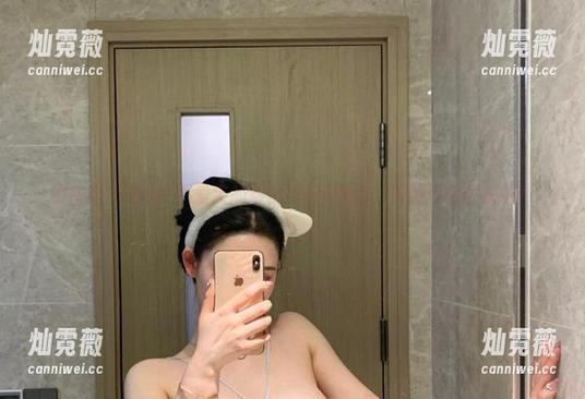 微密圈 - 白丝+不爱笑的赛琳=美图爆料，资源可得的快乐！