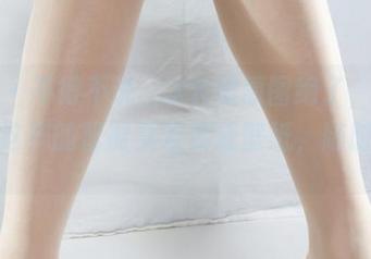 丽柜 - 不得不说，大K的原图绝了，谁不想把这样的智能女友变成壁纸，随时欣赏。