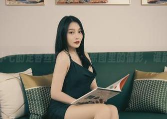 丽柜 - 小七的足香丝意写真：原图里的倩影，谁能分担？