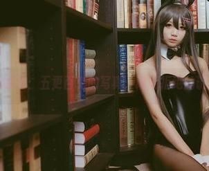 制服系列：五更百鬼的写真，谁能拒绝的诱惑？