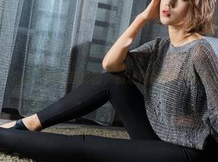 克拉女神 - 高子琁的女孩套图，别让她的眼神勾走你的灵魂！