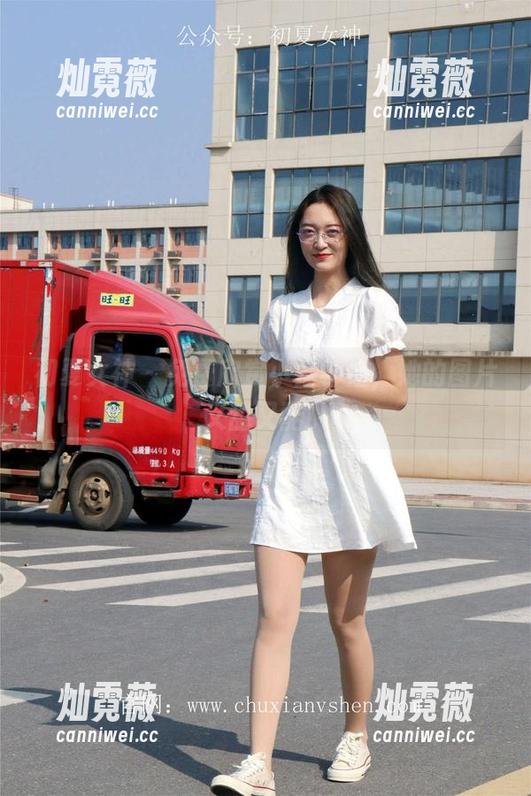 初夏女神 - 免费欣赏小序学姐，她的图片又甜又酷！