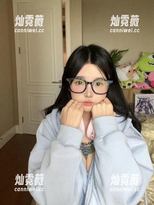 微密圈 - 卡通百科老王高清系列：小妈等你，图片里不止有她，还有躁动的心情。