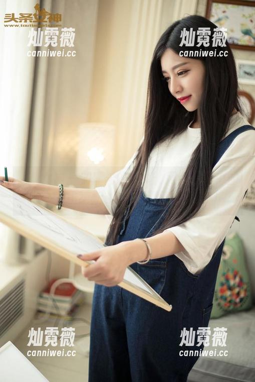 头条女神 - 刘瑾希的写真：网盘风暴中的维纳斯，你敢下载吗？