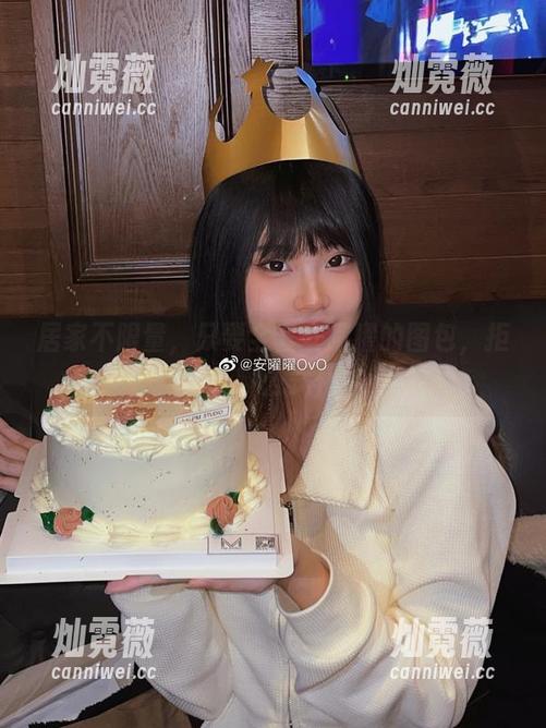 居家不限量，只要全套安曜曜的图包，拒绝无聊公式化！