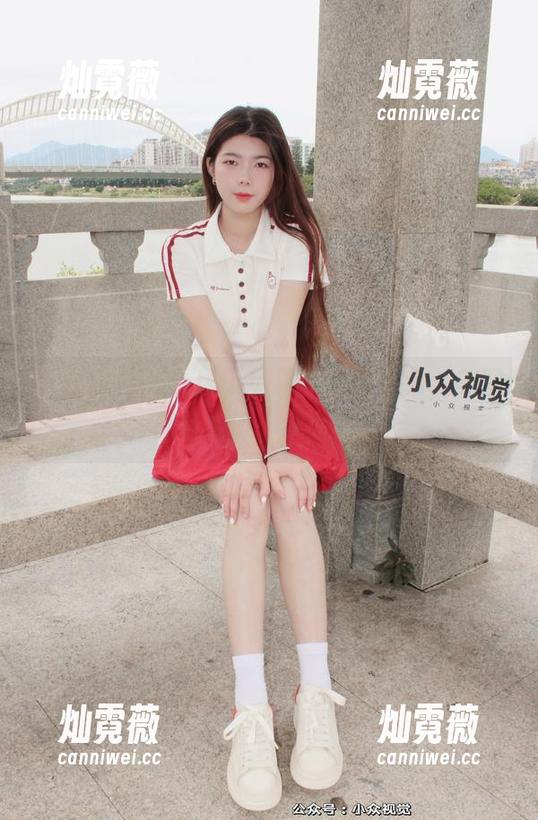 小众视觉 - 看！小苹果牛仔裤合集，美图随便翻翻，不怕脸红