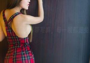 推女郎 - 别眨眼！何何夕吊带写真，每一帧都是免费放飞自我！
