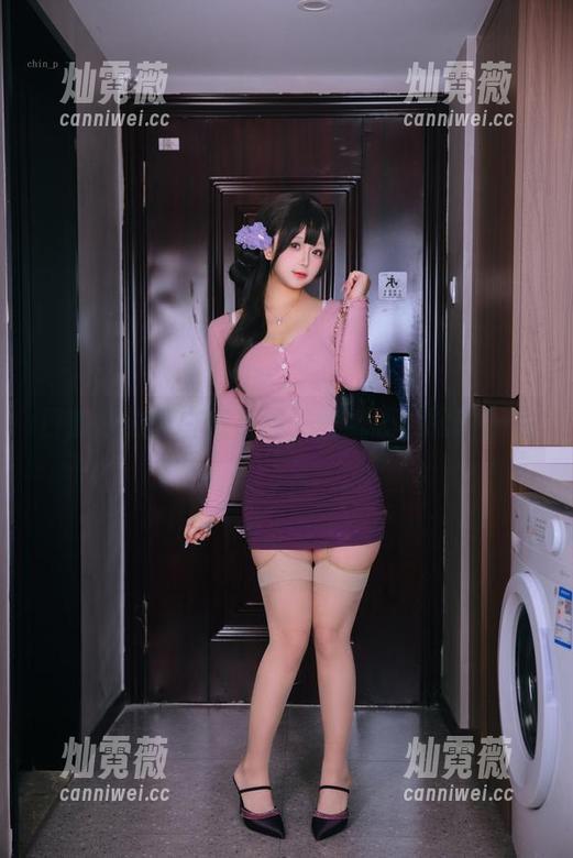 日奈娇的蓝白条合集，壁纸让你眼前一亮