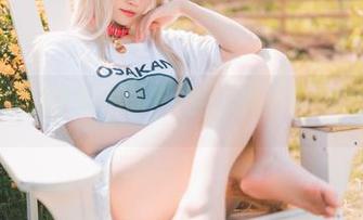 星黛鹿鹿i再次推出透明作品集，唉，这明亮的感觉似乎有点独特...