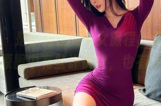 微密圈 - 是小逗逗的修女旅程，无圣光的陪伴，原图中有些许俏皮，也有点不羁。