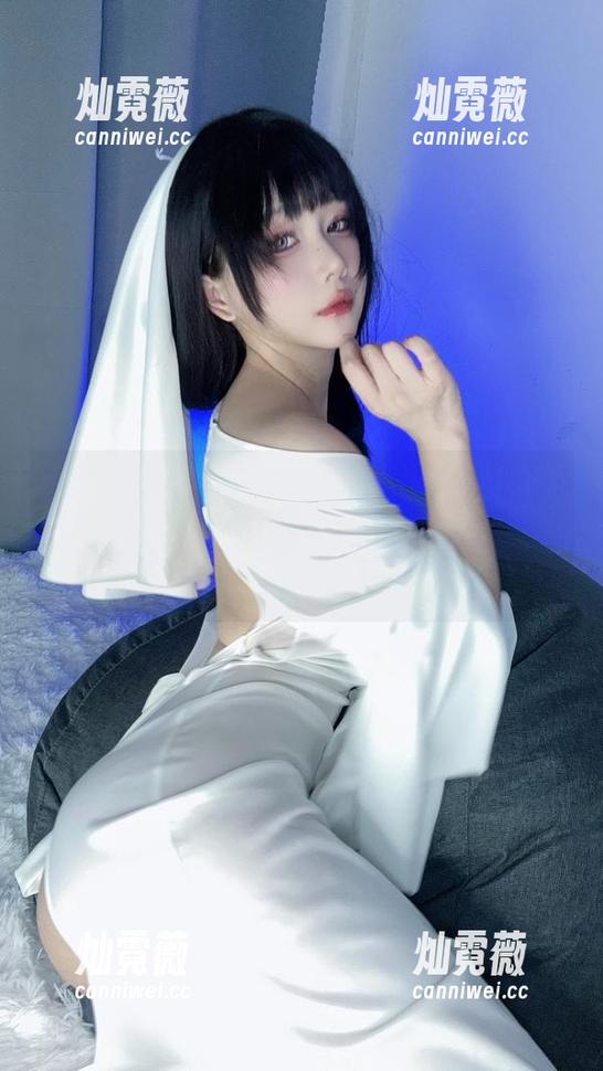 “末夜787的私房图包视角，双人本的错位之美”——这个组合实在是特别，让人好奇不断。