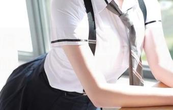 模范学院 - 写真界的蓝色海洋：Dreamy小乔的水手服套图，颜值与海风并存。