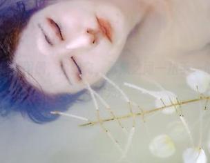 樱晚gigi的最新图册，这窈窕，影像之间一抬手一低头，都能吸引目光！