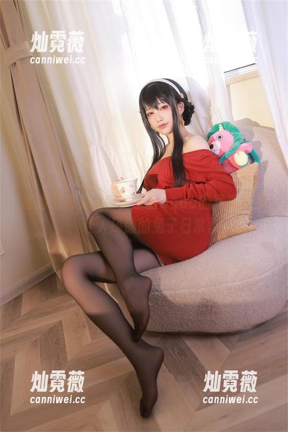 连帽卫衣兔女郎，水淼aqua的写真全集：让人捧腹的兔子日常。