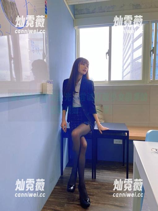 泥泥汝借助无圣光，尝试打破少女图集的“光明规则”，未果！