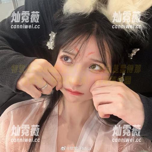 特软儿Sona的万圣节：原图总是显得那么真实，好想藏起来！图册随你翻