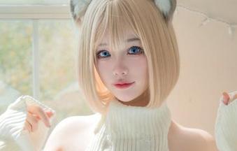 精选作品：狐洛洛子和她的慵懒白猫，谁更懒？