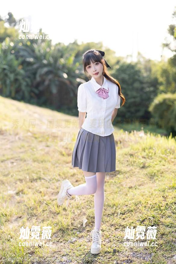 秀人网 - 图集更新！麦琪绫冰激淋带你看校园里的“绝美”摊位！
