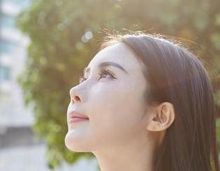 蜜桃社 - 温心怡用图片定义居家：舒适又不失品味