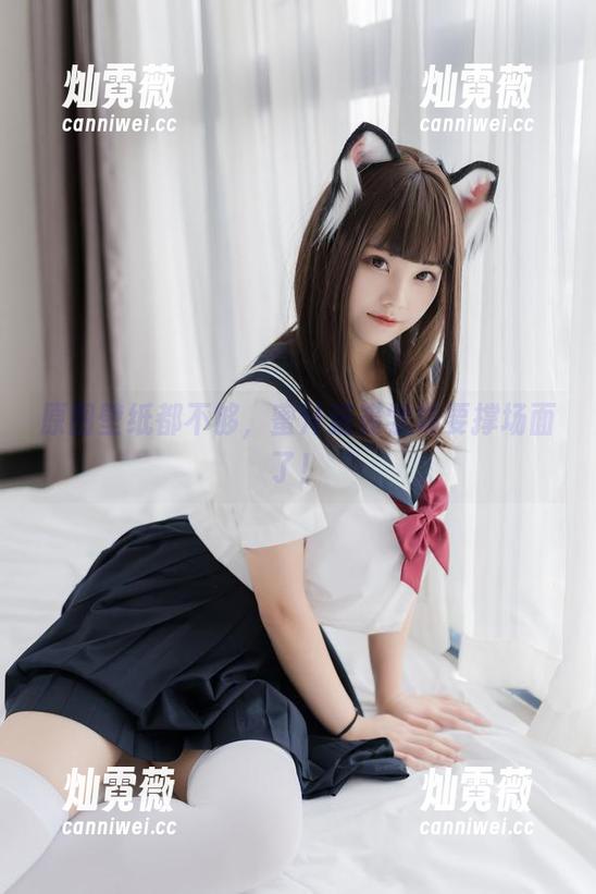 原图壁纸都不够，蜜汁猫裘学妹要撑场面了！