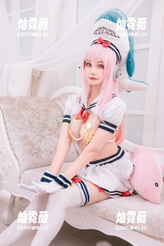 蜜汁猫裘的福利美图：逆兔傲娇卖萌