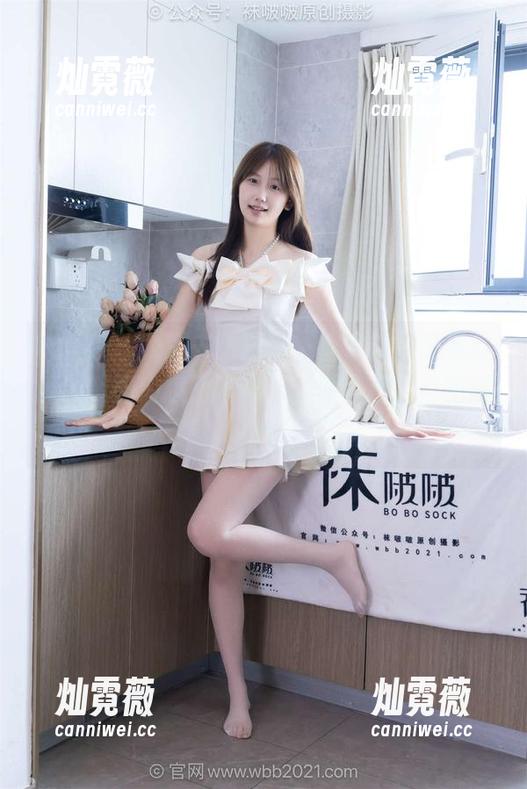 袜啵啵 - 我失去了理智，稚予的油亮黑丝用透明脚尖撩了我的心，原图看完套图再细看，太值得了！