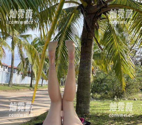 微密圈 - 你以为天使只有纯洁？看迷人的五姨太的全套写真就懂了。