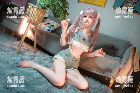 鹿八岁baby说“丝袜才是灵魂。”这组写真给我上了堂生动的课！