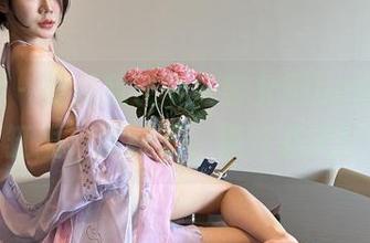 微密圈 - 要是我也能在黎允熙baby的浴缸里，就好了，照片必火！